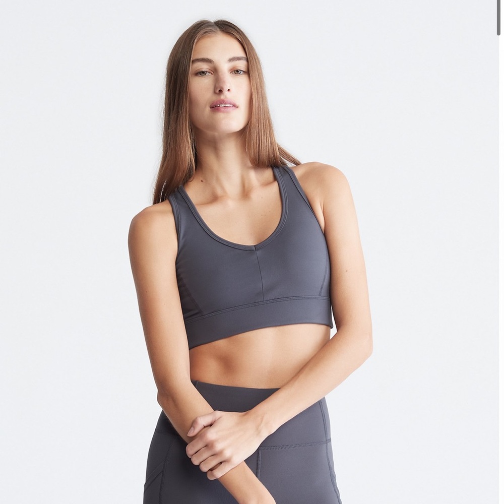 Performance Embrace Medium Impact Sports Bra size L